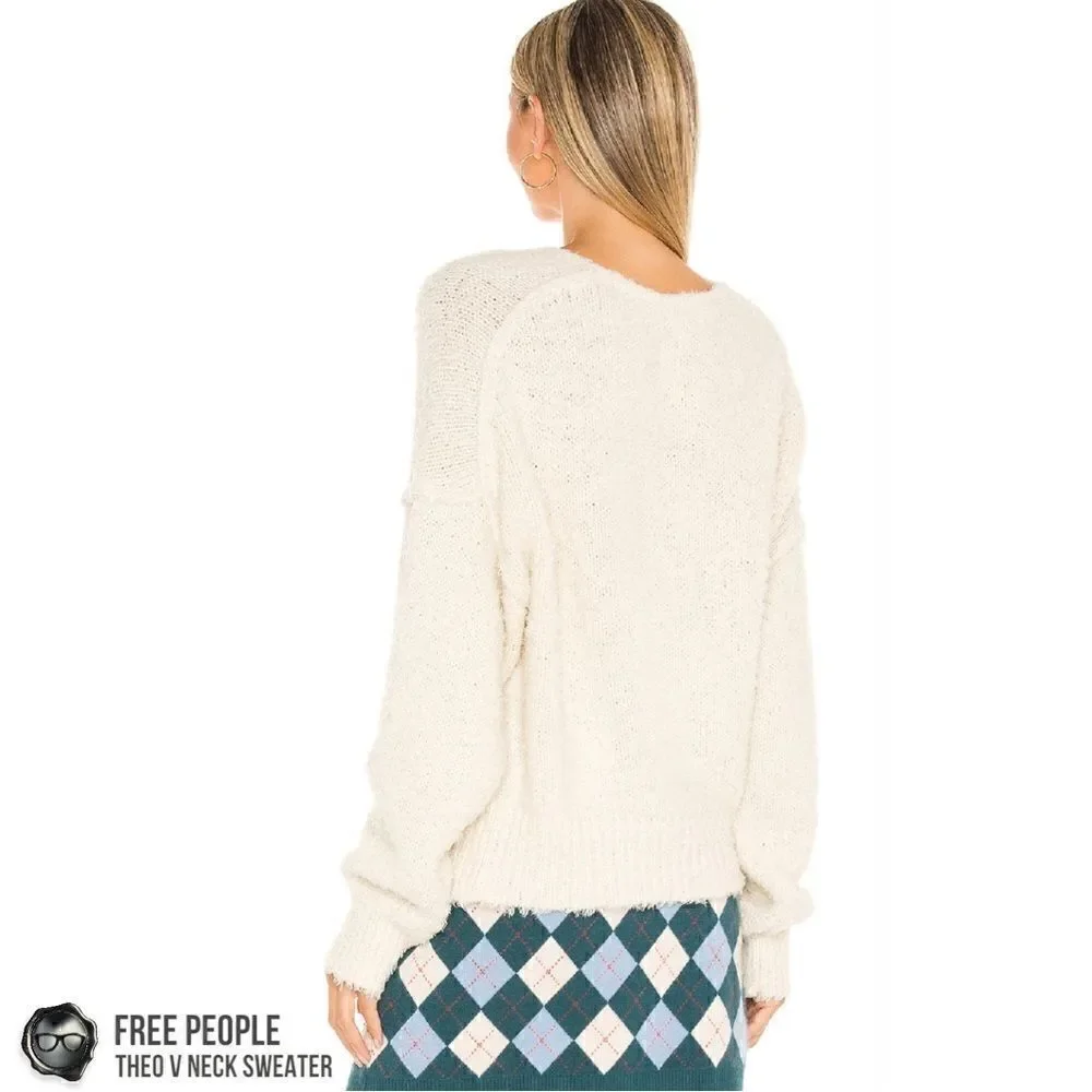 FREE PEOPLE THEO V NECK SWEATER IN CREAM WOMEN’S MEDIUM OVERSIZED SMALL FUZZY